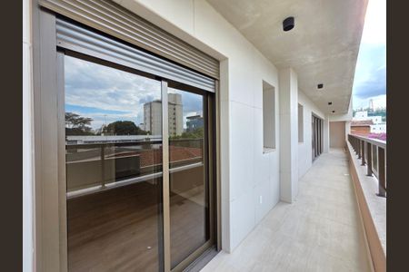 Apartamento à venda com 240m², 3 quartos e 3 vagasVaranda 