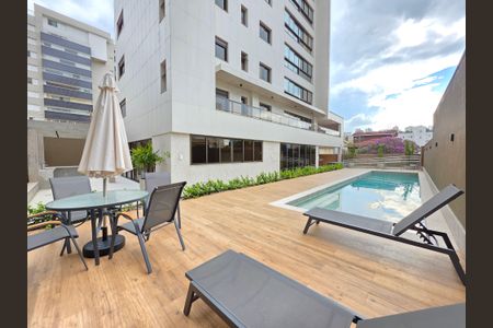 Apartamento à venda com 240m², 3 quartos e 3 vagasPiscina 