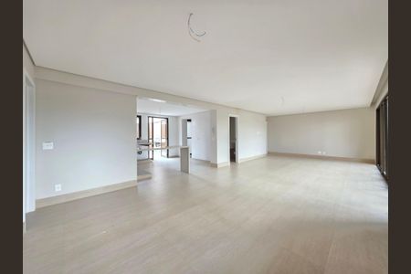 Apartamento à venda com 240m², 3 quartos e 3 vagasSala 