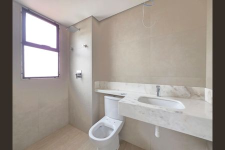 Apartamento à venda com 185m², 3 quartos e 3 vagasBanheiro da Suíte 1