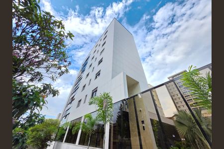 Apartamento à venda com 185m², 3 quartos e 3 vagasFachada