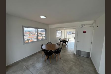 Apartamento para alugar com 44m², 2 quartos e 1 vaga Apartamento para alugar com 44m², 2 quartos e 1 vagaÁrea comum - Salão de festas