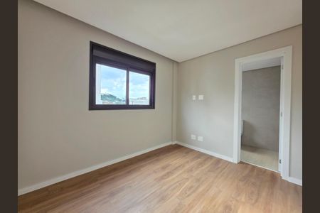 Apartamento à venda com 138m², 3 quartos e 3 vagas Apartamento à venda com 138m², 3 quartos e 3 vagasSuíte 2