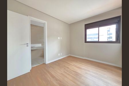 Apartamento à venda com 266m², 3 quartos e 3 vagasSuíte 1