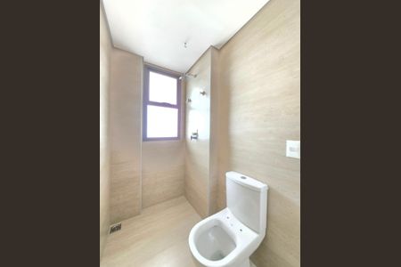 Apartamento à venda com 266m², 3 quartos e 3 vagasBanheiro da Suíte 3