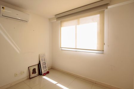 Apartamento à venda com 120m², 3 quartos e 2 vagas Apartamento à venda com 120m², 3 quartos e 2 vagasQuarto 2