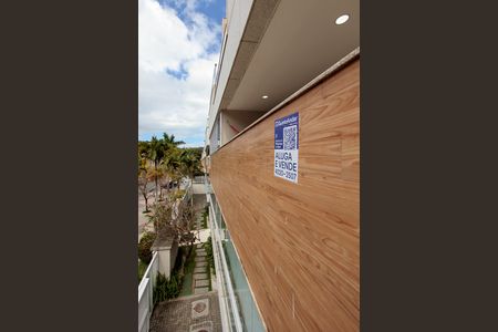 Apartamento à venda com 120m², 3 quartos e 2 vagas Apartamento à venda com 120m², 3 quartos e 2 vagasPlaquinha