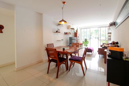 Sala de apartamento à venda com 3 quartos, 120m² em Itanhangá, Rio de Janeiro
