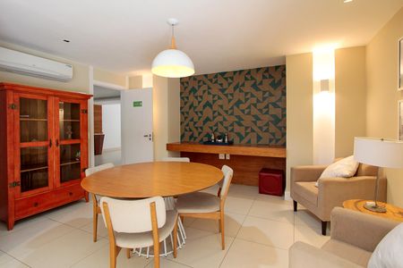 Apartamento à venda com 120m², 3 quartos e 2 vagas Apartamento à venda com 120m², 3 quartos e 2 vagasÁrea comum