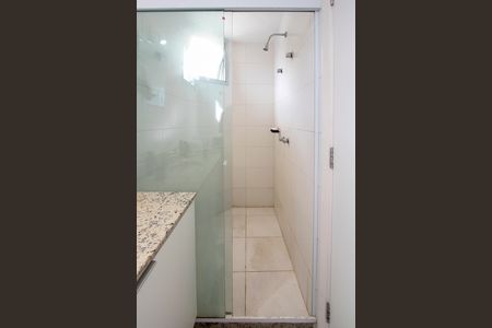 Apartamento à venda com 120m², 3 quartos e 2 vagas Apartamento à venda com 120m², 3 quartos e 2 vagasBanheiro da Suíte