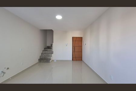 Apartamento à venda com 120m², 2 quartos e 1 vagaSala