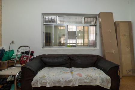 Casa para alugar com 80m², 2 quartos e 5 vagas Casa para alugar com 80m², 2 quartos e 5 vagasSala