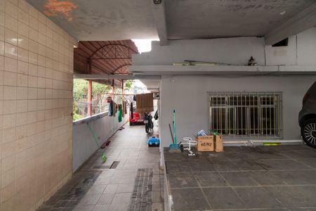 Casa para alugar com 80m², 2 quartos e 5 vagas Casa para alugar com 80m², 2 quartos e 5 vagasGaragem