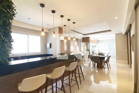 Apartamento para alugar com 196m², 3 quartos e 3 vagas Apartamento para alugar com 196m², 3 quartos e 3 vagasÁrea comum - Salão de festas