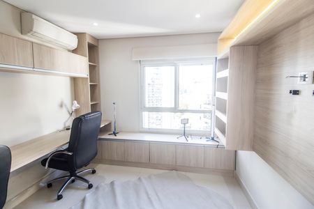 Apartamento para alugar com 196m², 3 quartos e 3 vagas Apartamento para alugar com 196m², 3 quartos e 3 vagasEscritório