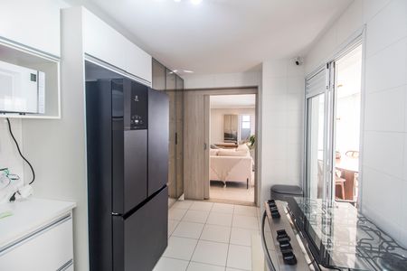 Apartamento para alugar com 196m², 3 quartos e 3 vagas Apartamento para alugar com 196m², 3 quartos e 3 vagasCozinha