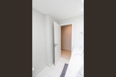 Apartamento para alugar com 196m², 3 quartos e 3 vagas Apartamento para alugar com 196m², 3 quartos e 3 vagasBanheiro da Suíte