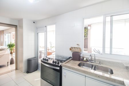 Apartamento para alugar com 196m², 3 quartos e 3 vagas Apartamento para alugar com 196m², 3 quartos e 3 vagasCozinha