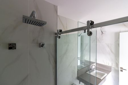 Apartamento à venda com 146m², 3 quartos e 2 vagasBanheiro da Suíte 1