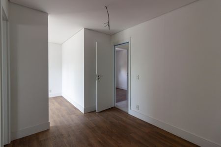 Apartamento à venda com 146m², 3 quartos e 2 vagasSuíte 2