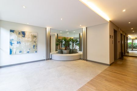 Apartamento à venda com 146m², 3 quartos e 2 vagasÁrea comum - Hall Social