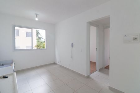 Sala - Cozinha de apartamento para alugar com 2 quartos, 32m² em Jardim Celeste, São Paulo