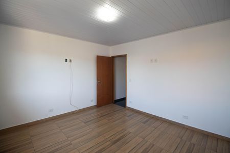 Quarto 1 de casa para alugar com 2 quartos, 140m² em Vila Constança, São Paulo