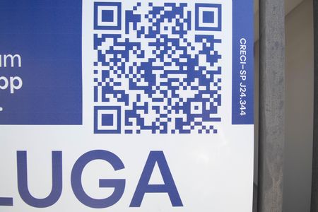 Placa  de casa para alugar com 2 quartos, 140m² em Vila Constança, São Paulo