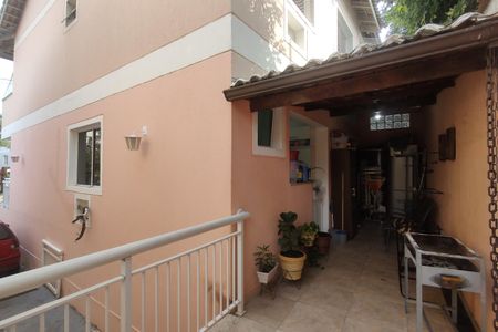 Casa de condomínio à venda com 165m², 5 quartos e 2 vagasÁrea comum