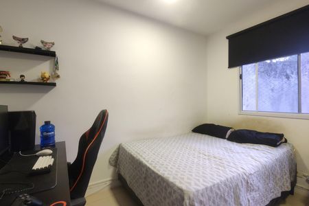 Casa de condomínio à venda com 165m², 5 quartos e 2 vagasQuarto 4