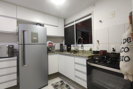 Casa de condomínio à venda com 165m², 5 quartos e 2 vagasCozinha 
