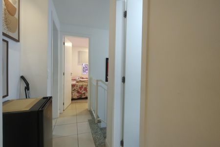 Casa de condomínio à venda com 165m², 5 quartos e 2 vagasQuarto 4