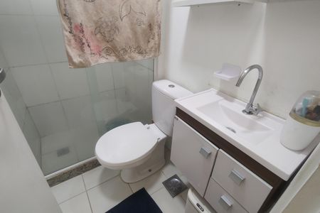 Casa de condomínio à venda com 165m², 5 quartos e 2 vagasBanheiro Social
