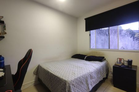 Casa de condomínio à venda com 165m², 5 quartos e 2 vagasQuarto 4