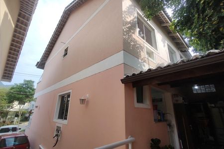 Casa de condomínio à venda com 165m², 5 quartos e 2 vagasÁrea comum