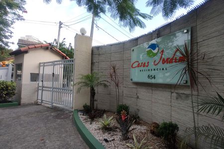 Casa de condomínio à venda com 165m², 5 quartos e 2 vagasFachada