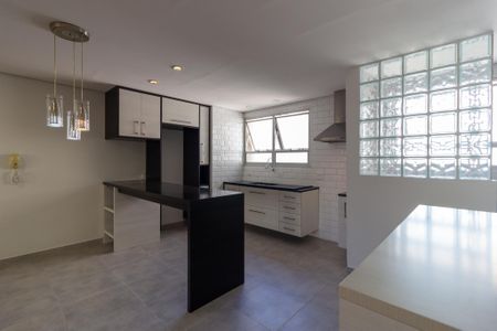 Cozinha e Área de Serviço de apartamento à venda com 2 quartos, 88m² em Paraíso, São Paulo