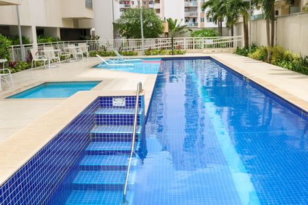 Apartamento à venda com 62m², 2 quartos e 1 vagaÁrea comum - Piscina