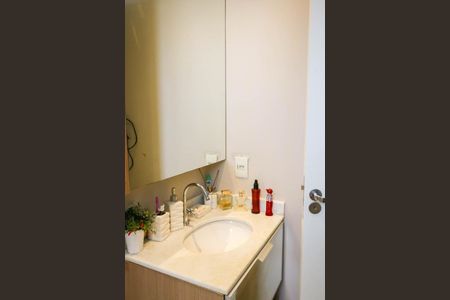 Apartamento à venda com 62m², 2 quartos e 1 vagaBanheiro do Quarto Suíte