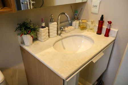Apartamento à venda com 62m², 2 quartos e 1 vagaBanheiro do Quarto Suíte