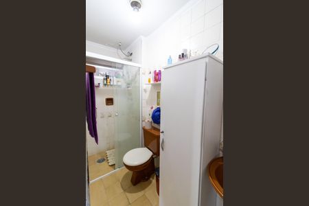 Apartamento à venda com 96m², 3 quartos e 1 vaga Apartamento à venda com 96m², 3 quartos e 1 vagaBanheiro da Suíte