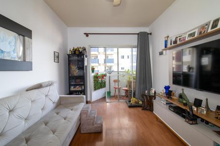 Apartamento à venda com 96m², 3 quartos e 1 vagaSala