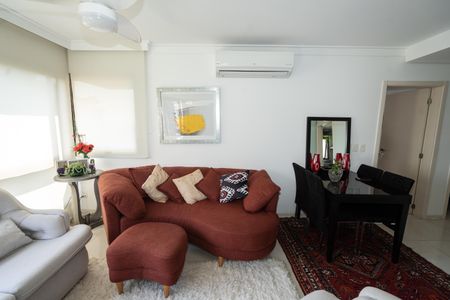 Sala de apartamento à venda com 2 quartos, 90m² em Auxiliadora, Porto Alegre