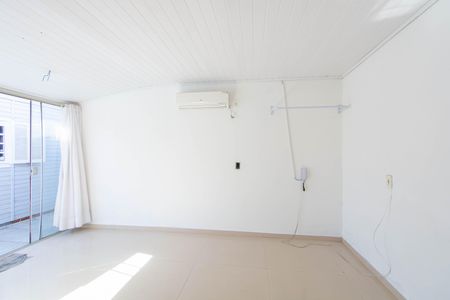 Casa à venda com 120m², 3 quartos e 3 vagasSuite