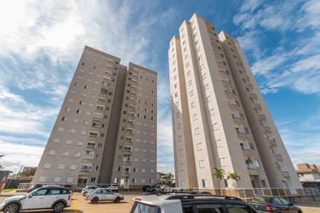 Apartamento para alugar com 75m², 3 quartos e 1 vagaFachada e Portaria