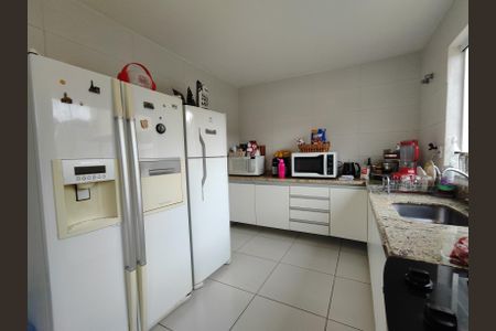 Casa de condomínio à venda com 250m², 3 quartos e 3 vagasCozinha