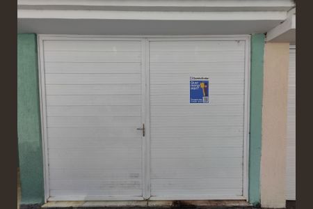 Casa de condomínio à venda com 250m², 3 quartos e 3 vagasPlaquinha