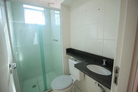Apartamento à venda com 47m², 2 quartos e sem vaga Apartamento à venda com 47m², 2 quartos e sem vagaBanheiro social