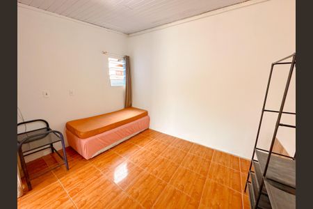 Sala/Quarto de kitnet/studio para alugar com 1 quarto, 30m² em Ingleses do Rio Vermelho, Florianópolis