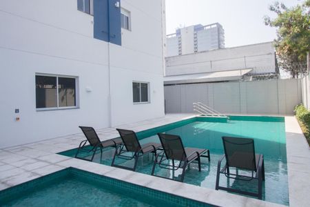 Apartamento para alugar com 36m², 2 quartos e sem vagaÁrea comum - Piscina